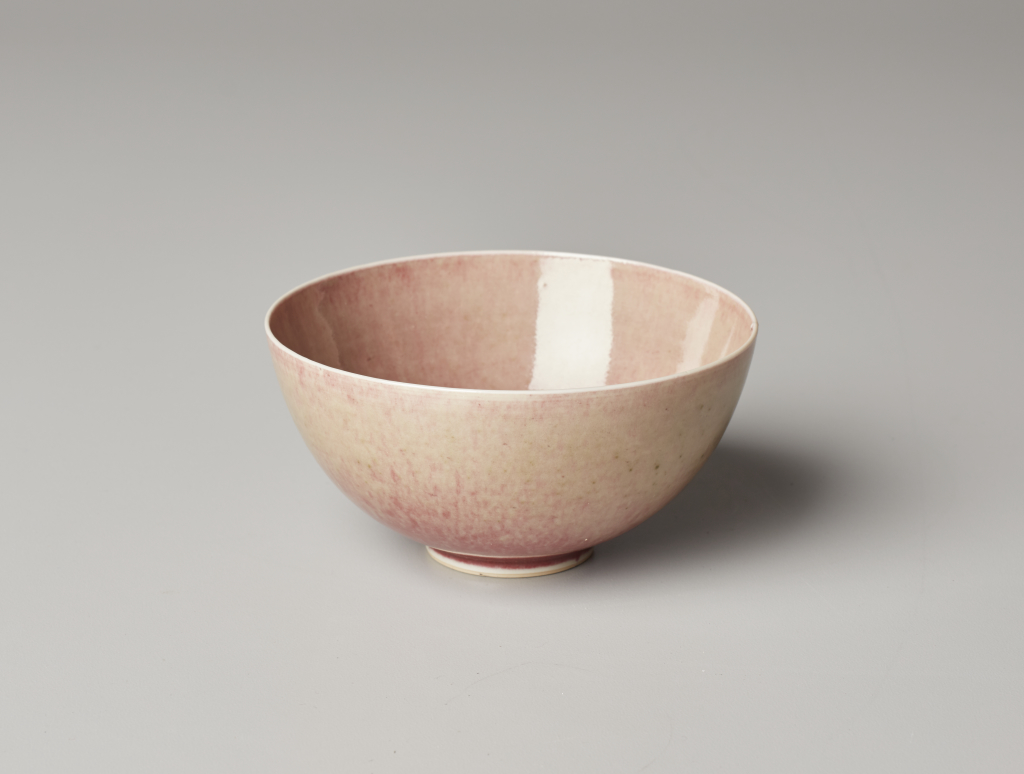 Peachbloom A PEACHBLOOM-GLAZED BRUSH WASHER, TANGLUO XI, KANGXI SIX  main image 3